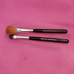 Set of 2 Bare Escentuals makeup brushes